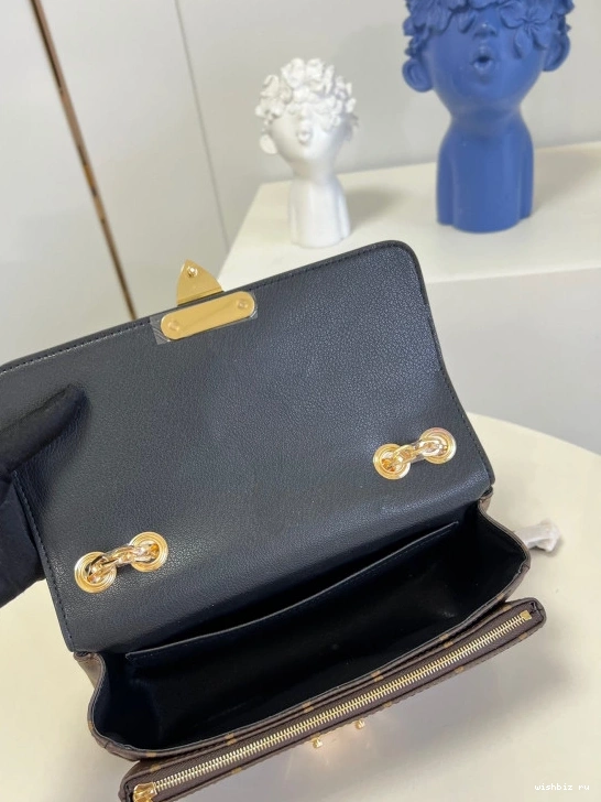 WIS LOUIS MARCEAU VUITTON 0821